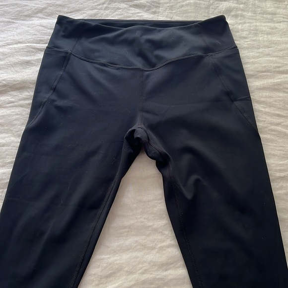 Zella Cropped Leggings 24” inseam - Picture 1 of 8
